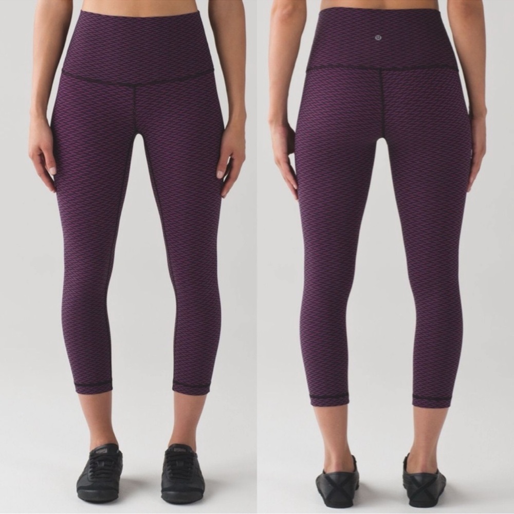 LULULEMON Wunder Under Crop Leggings Size 10‎